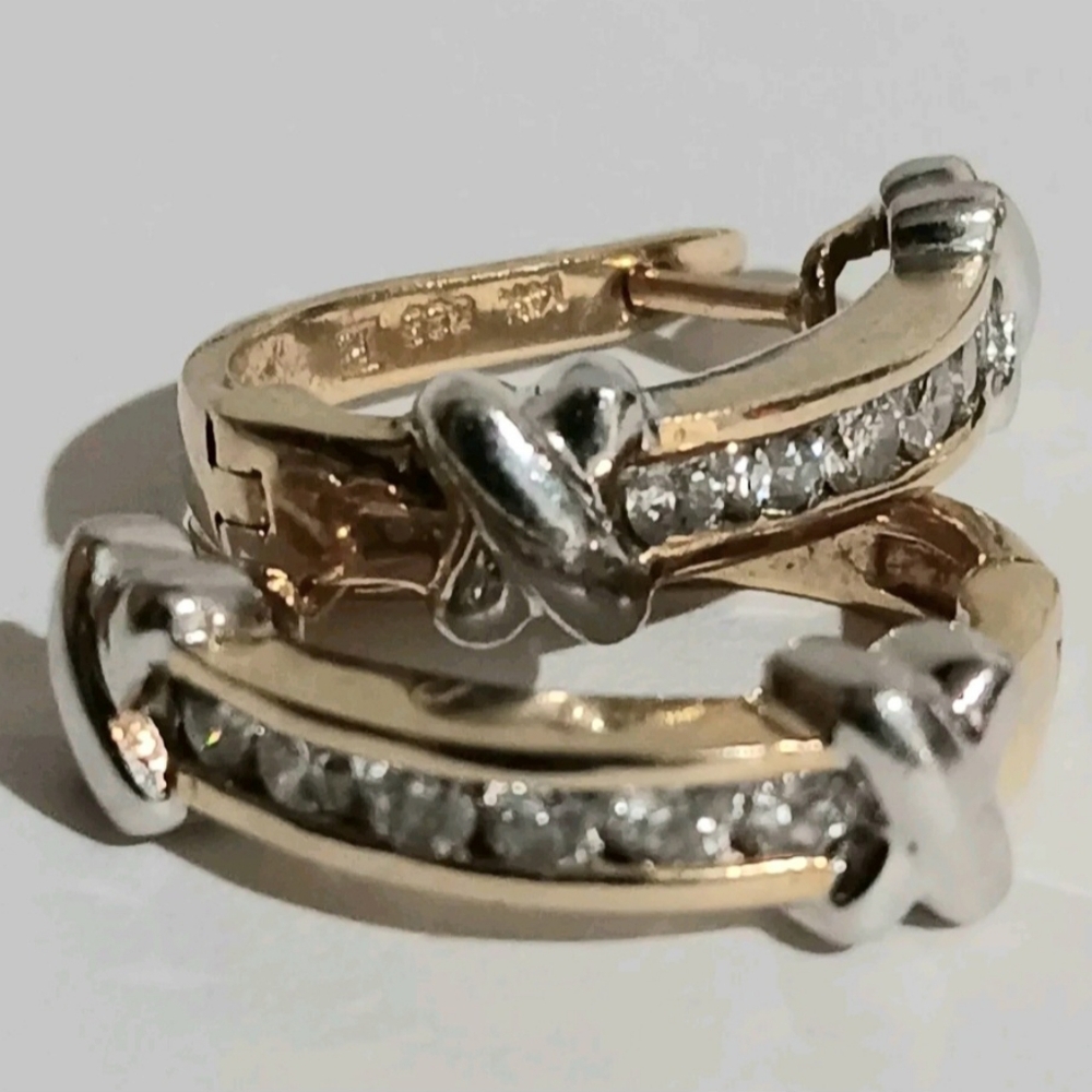 14k 585 P Marked Yellow Gold Diamond Earrings x 5.7 Grams